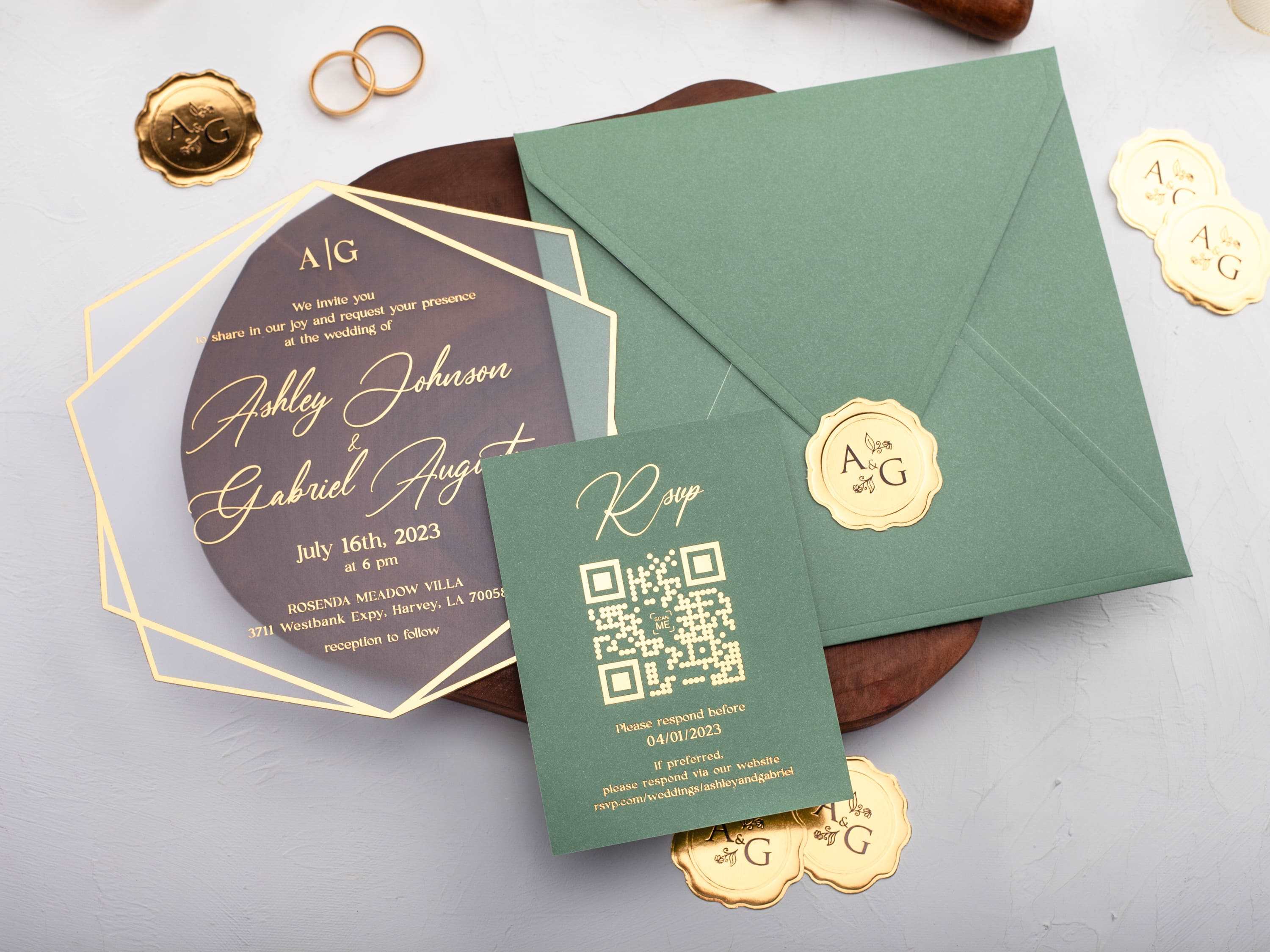 Acrylic Wedding Invitation with Gold Foil and Sage Green Envelope – LA Acrylic Wedding Invitation with Gold Foil and Sage Green Envelope – LA