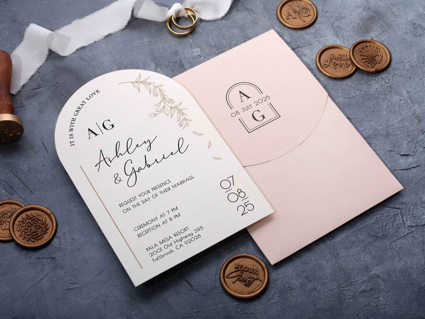 Elegant Arch-Shaped Wedding Invite in Minimal Design - LA Invitations Co